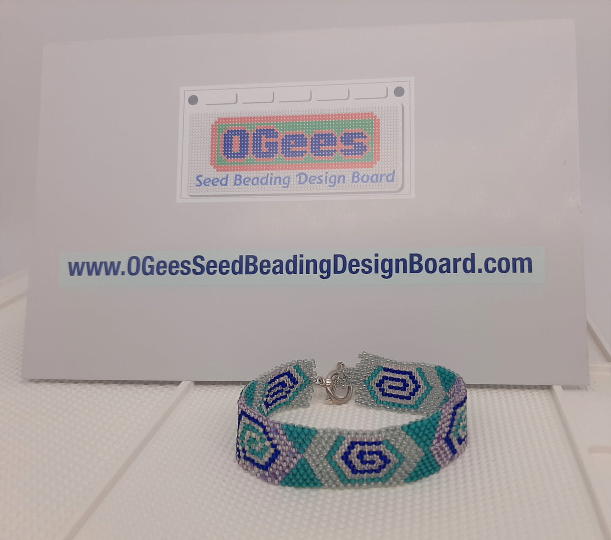 Peyote stitch made easy! OGeesSeedBeadingDesignBoard